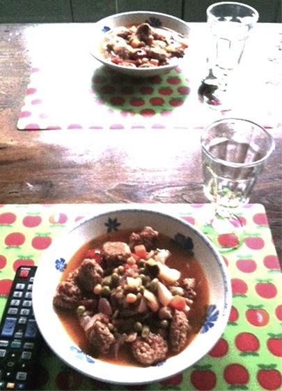 ROMANIA polpette nel minestrone.....
