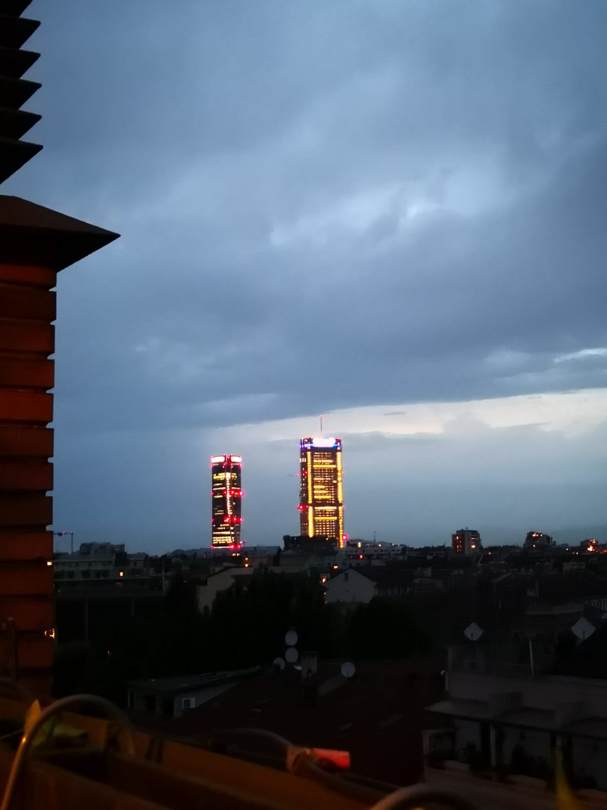Milano skyline dal terrazzo di Eric (foto di Melina Mannino)